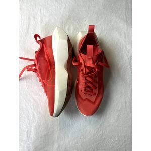 Nike Vista Lite Magic Ember Laser Red Women’s Running Sneaker Sz 6.5